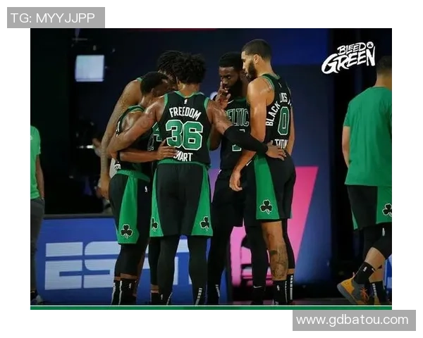 热火与凯尔特人首场对决精彩录像回放分析与战术解读